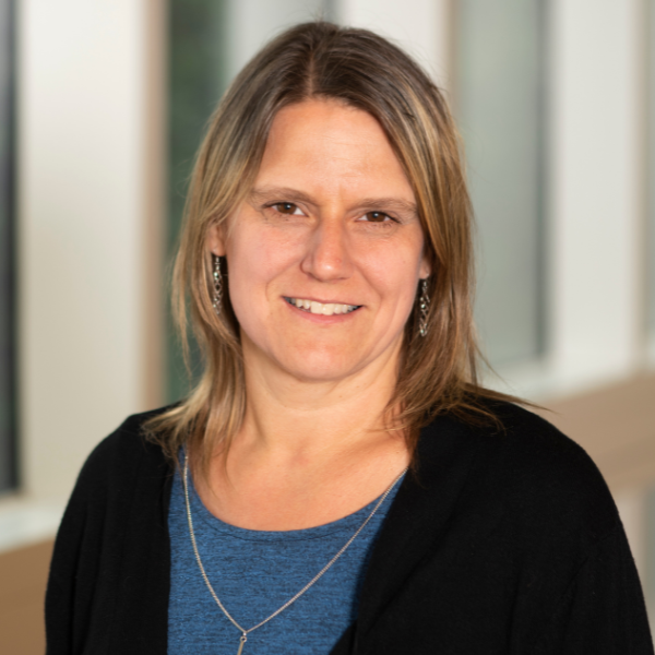 connie piasecki headshot.