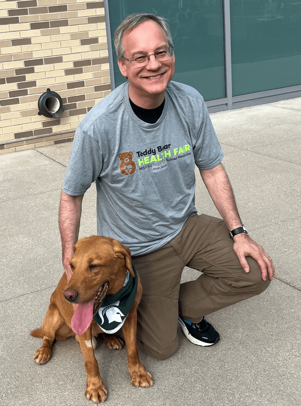 Aron and Zeke the Wonderdog.