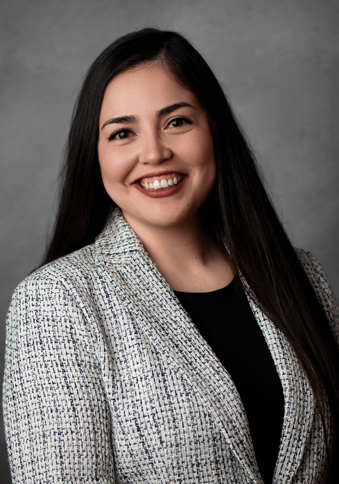 Cindy Carvajal headshot.