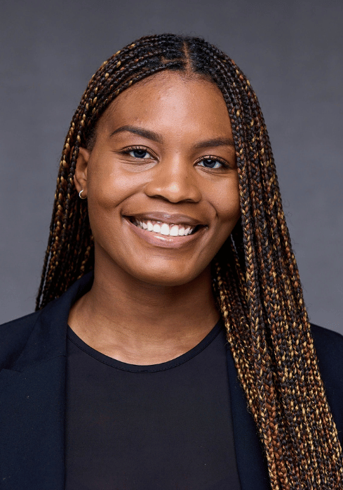 Ibukunoluwa Omole headshot.